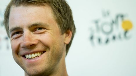 POPULÆR: Edvald Boasson Hagen er godt likt av sine lagkamerater i Dimension Data. Foto: Vegard Wivestad Grøtt / NTB scanpix