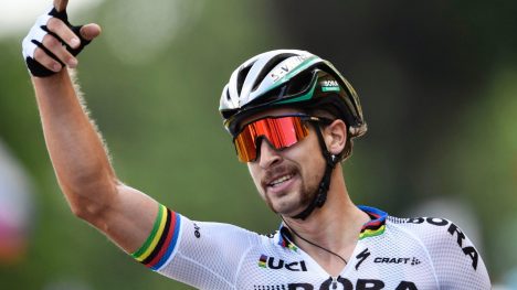 DET MÅTTE BLI SAGAN