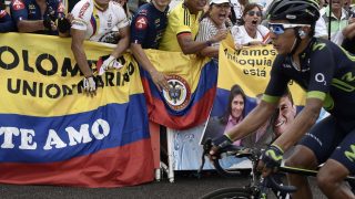 SKUFFET: Colombianske fans kunne ikke juble på vegne av Nairo Quintana etter den 11. etappen i Tour de France. AFP PHOTO / Jeff PACHOUD