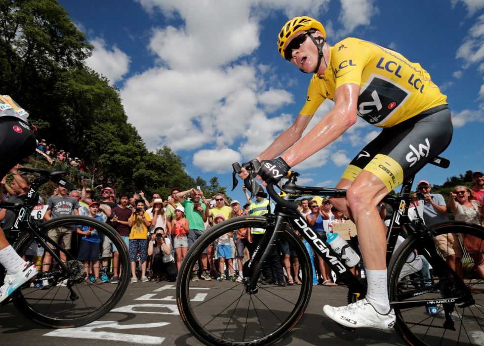 UPOPULÆRE I FRANKRIKE: Chris Froome og Team Sky har vært lite populære i Frankrike i mange år. Foto: REUTERS/Benoit Tessier