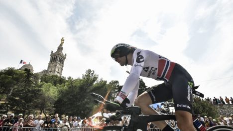 TEMPO: Boasson Hagen ble nummer syv på EM-tempoen. Her fra tempoen på den nest siste etappen i årets Tour de France. Foto: AFP PHOTO / Jeff PACHOUD