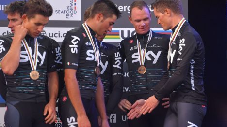 BRONSE: Team Sky og Froome på 3.plass på lagtempoen. Ny VM-mulighet onsdag for Tour-vinneren. Foto: Tim de Waele (©TDWSport.com)