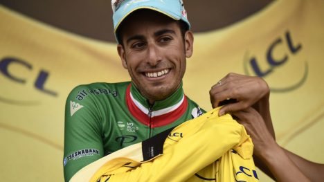 LEDET TOUR DE FRANCE: Men Fabio Aru maktet ikke stå distansen ut. Neste år blir han lagkamerat med Alexander Kristoff i UAE Team Emirates.. / AFP PHOTO / Jeff PACHOUD