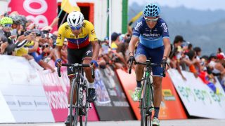 OVERFALT: Oscar Sevilla (til høyre)