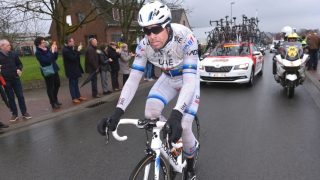 KLARTE IKKE Å FØLGE: Alexander Kristoff måtte slippe på Oude Kwaremont og da var slaget tapt. FOTO: Tim de Waele (TDWSport.com)