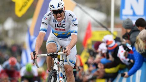 SISTE FORSØK: Alexander Kristoff støtet fra gruppa han satt i opp Paterberg