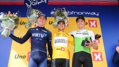 JEVNT: Tre sekunder skilte Alexander Kamp og Eduard Prades i sammendraget. Edvald Boasson Hagen ble beste nordmann med sin tredjeplass