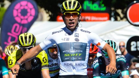 FÅR STØTTE: Alexander Kristoff føler - noe overraskende - med Caleb Ewan etter at 23-åringen ble utelatt fra Tour de France-troppen til Mitchelton-Scott. FOTO: AFP PHOTO / BRENTON EDWARDS