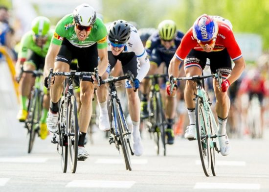 FLERE STJERNER: Her kjemper Edvald Boasson Hagen mot Dylan Groenewegen og Kristoffer Halvorsen under 2017-versjonen av Tour of Norway. I framtida vil enda flere topplag komme til Norge