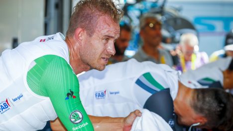 VARM: Alexander Kristoff har fått merke varmen i Frankrike de siste dagene. Foto: Heiko Junge / NTB scanpix