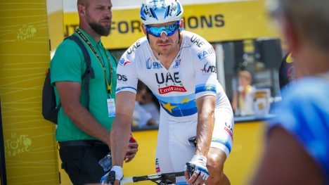 KLAR TIL DYST: Alexander Kristoff går for seier på den actionfylte niendeetappen i Tour de France. Foto: Heiko Junge