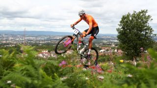 ENER PÅ SYKKELEN: Her er Mathieu Van der Poel avbildet under terreng-EM i Glasgow nylig. Den neste uka skal 23-åringen