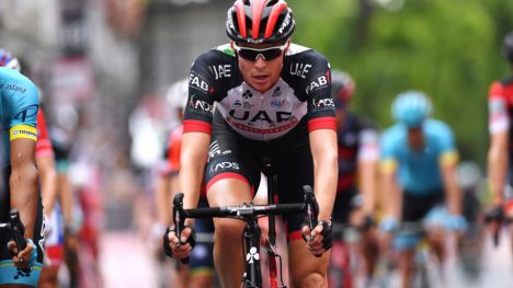 SKAL LÆRE AV EGNE FEIL: Inn mot La Vuelta føler Vegard Stake Laengen seg tryggere på egen form enn han gjorde i våres. UAE-proffen har tatt grep for å unngå ny høydesmell. FOTO: Tim De Waele/Getty Images