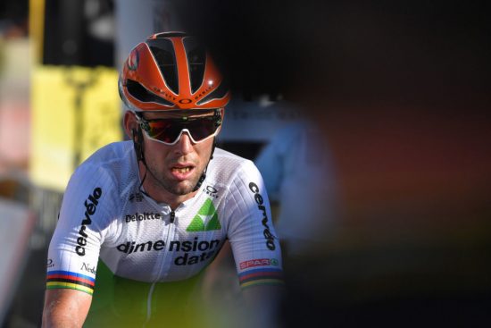UT I SKYGGEN? Ifølge Het Nieuwsblad kan dagene til Mark Cavendish være talte i Dimension Data. FOTO: Getty Images/Tim De Waele